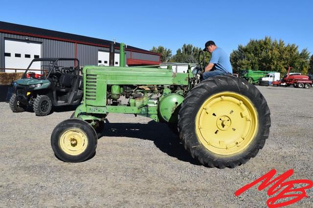 Image of John Deere A equipment image 2