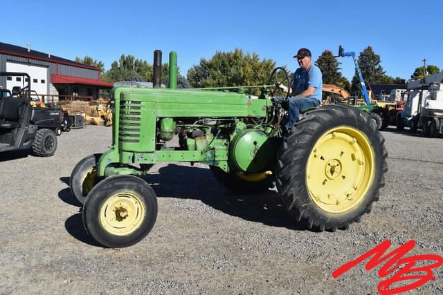 Image of John Deere A equipment image 1