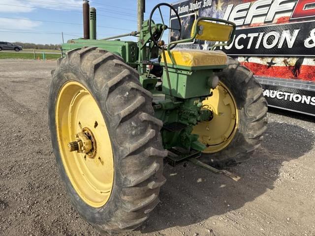 Image of John Deere A equipment image 1