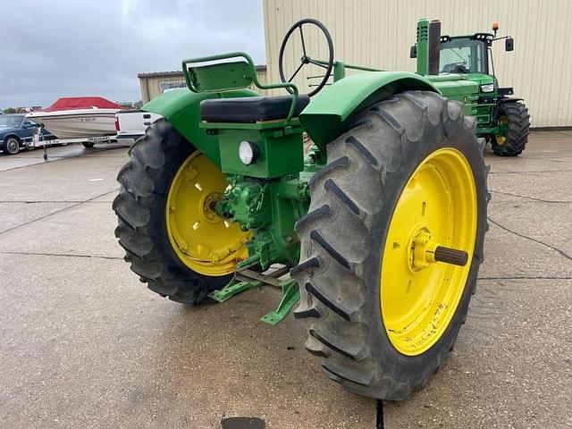 Image of John Deere A equipment image 3