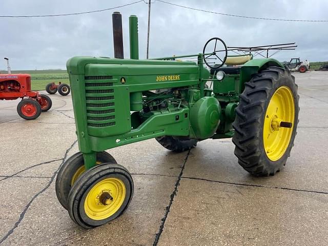 Image of John Deere A equipment image 1