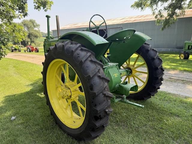 Image of John Deere A equipment image 3