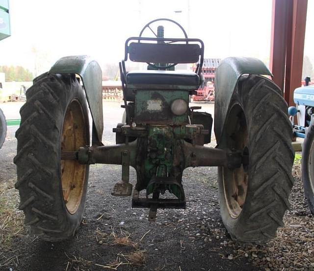 Image of John Deere A equipment image 3