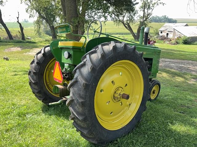 Image of John Deere A equipment image 1