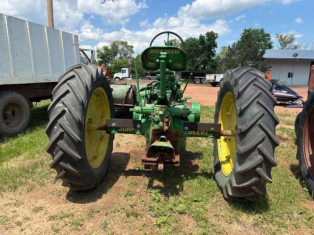 Image of John Deere A equipment image 3