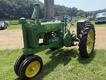 Main image John Deere A