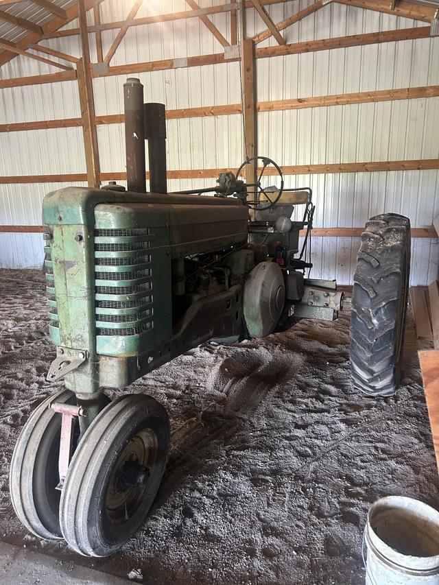 Image of John Deere A equipment image 3
