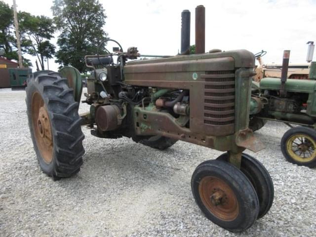 Image of John Deere A equipment image 2