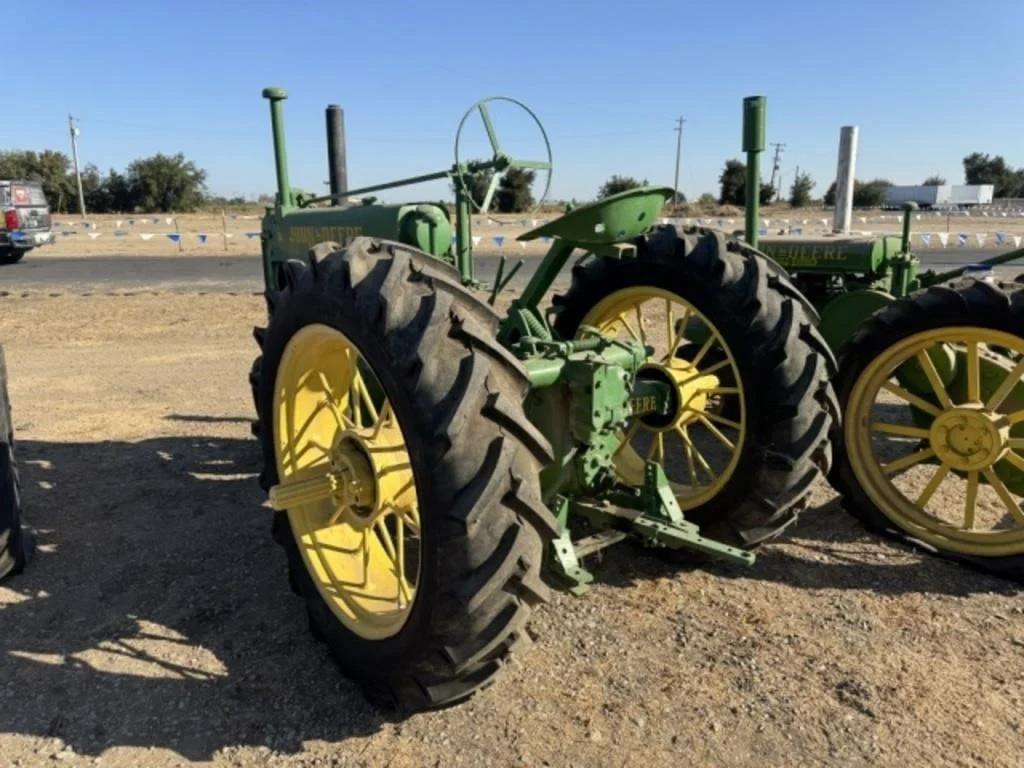 Image of John Deere A Image 0