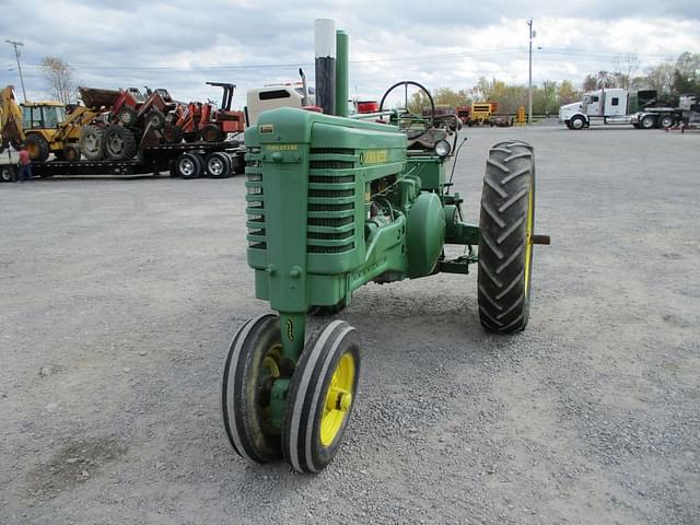 Image of John Deere A equipment image 1