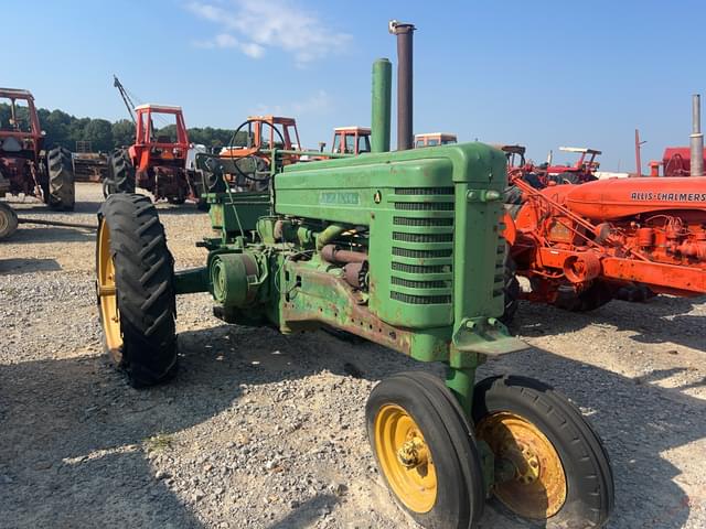 Image of John Deere A equipment image 4