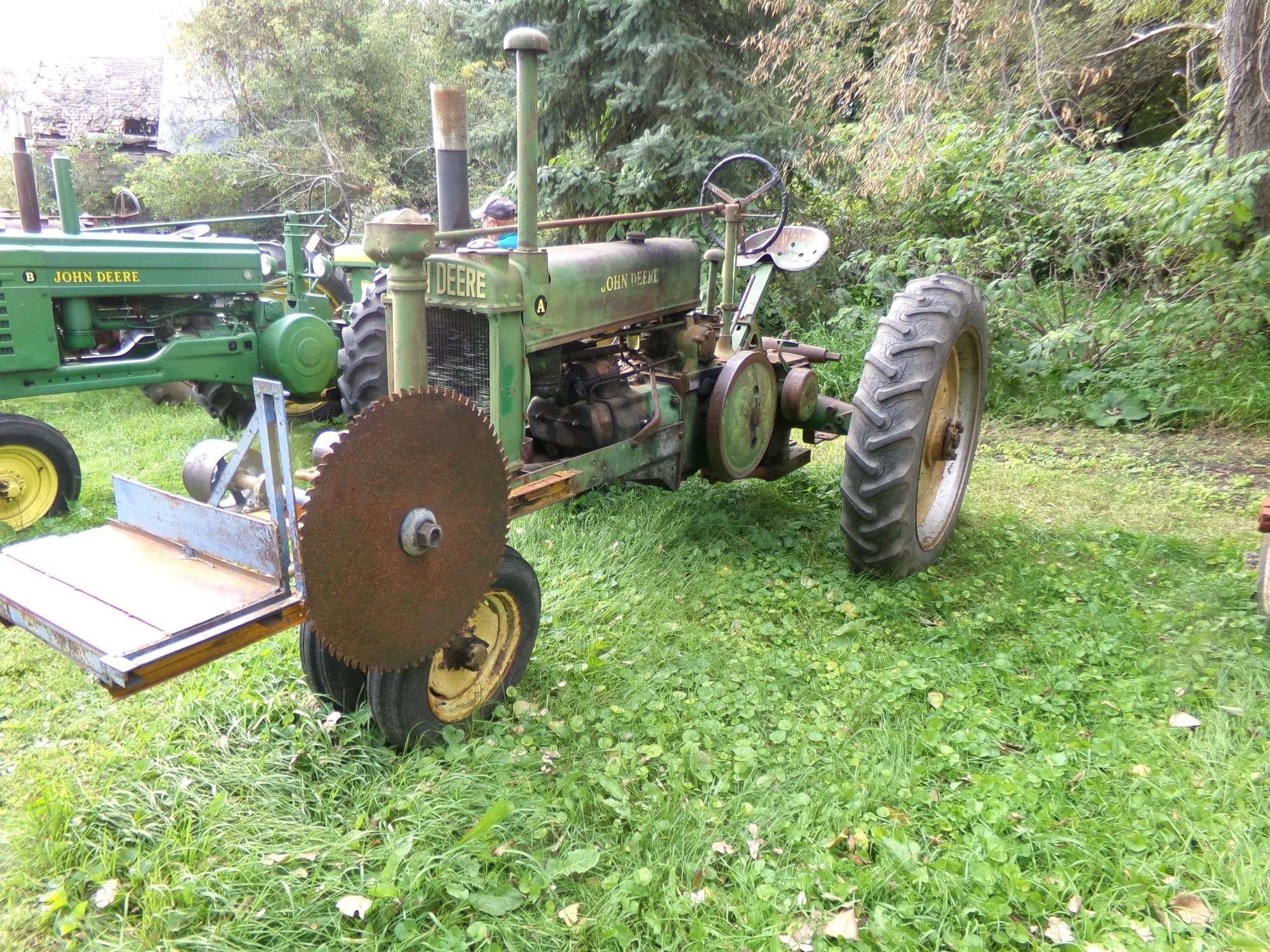 John Deere A Equipment Image0