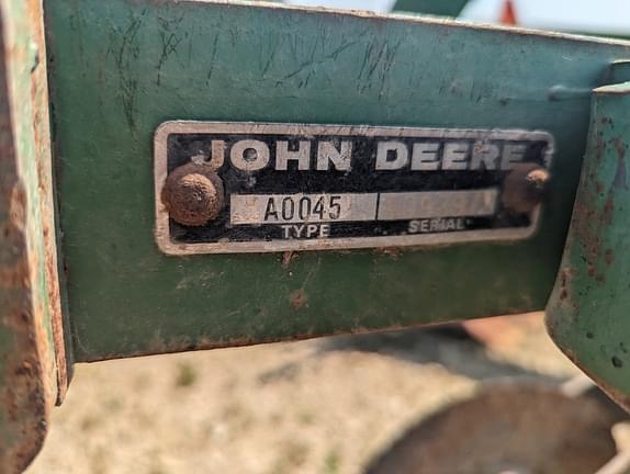 Image of John Deere A0045 equipment image 4