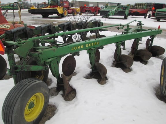 John Deere 1450 Equipment Image0