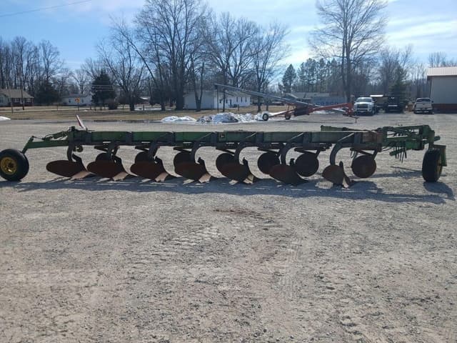 Image of John Deere A2800 equipment image 1