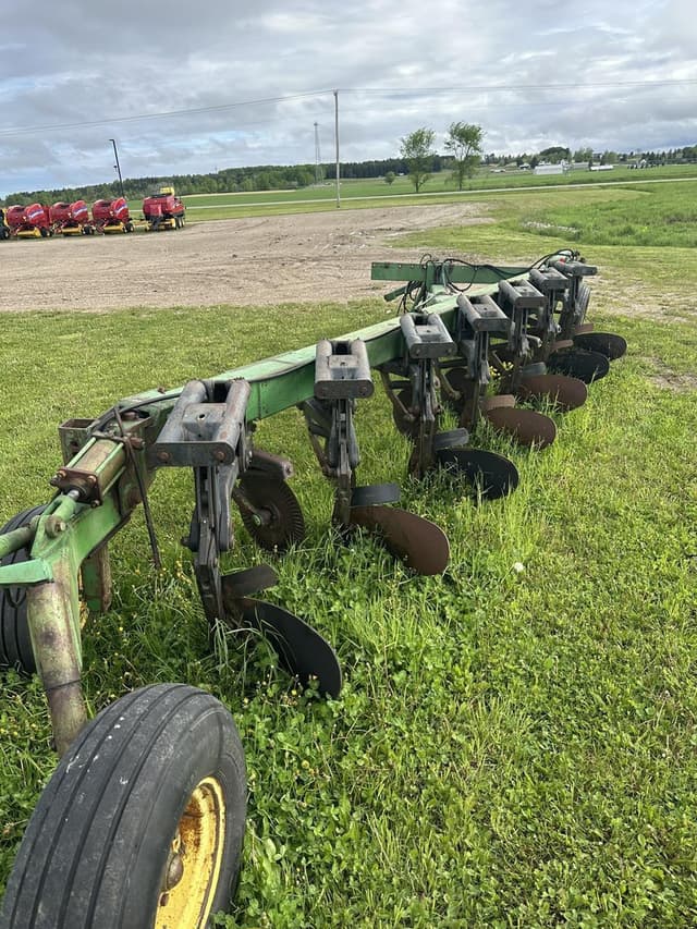 Image of John Deere A2800 equipment image 1