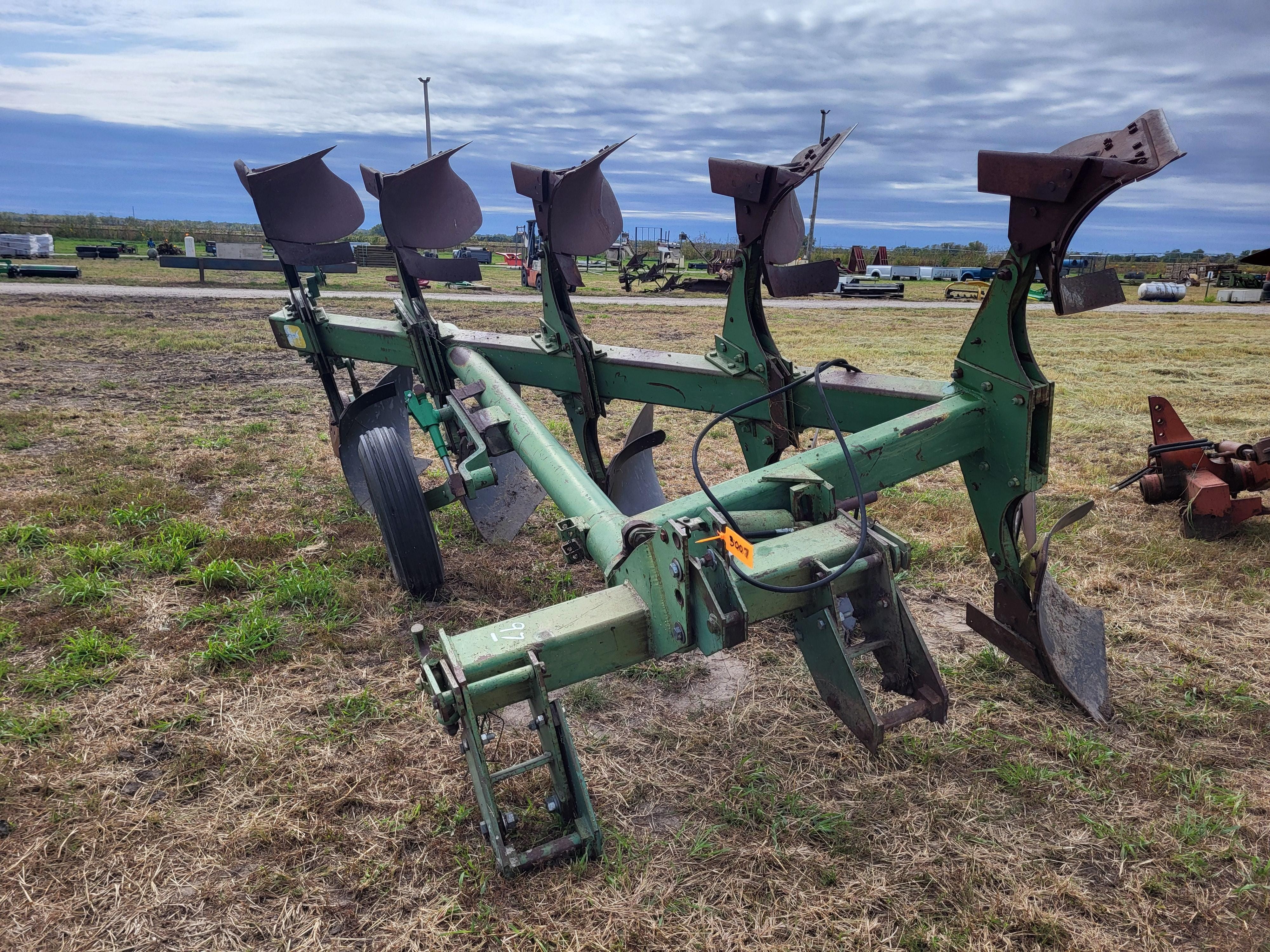 John Deere A4600 Equipment Image0