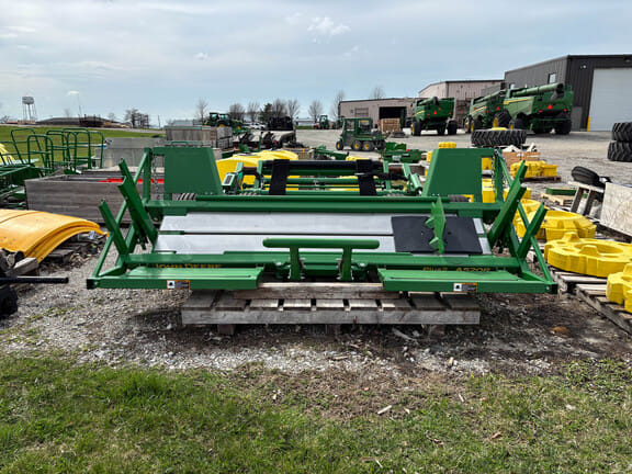 John Deere A520R Equipment Image0