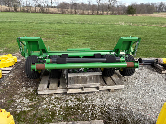 Image of John Deere A520R equipment image 2