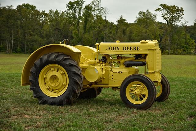 Image of John Deere A equipment image 1