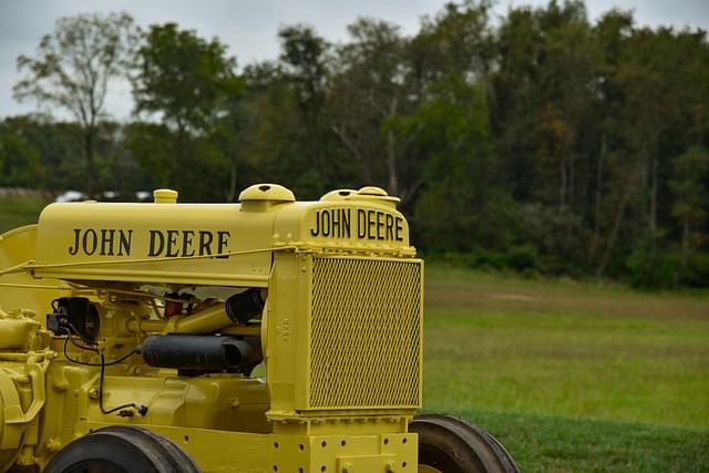 Image of John Deere A equipment image 3