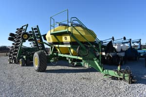 John Deere 1900 Image