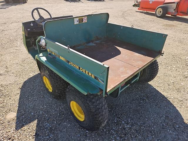 Image of John Deere AMT622 equipment image 4