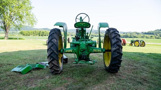 Image of John Deere A equipment image 4