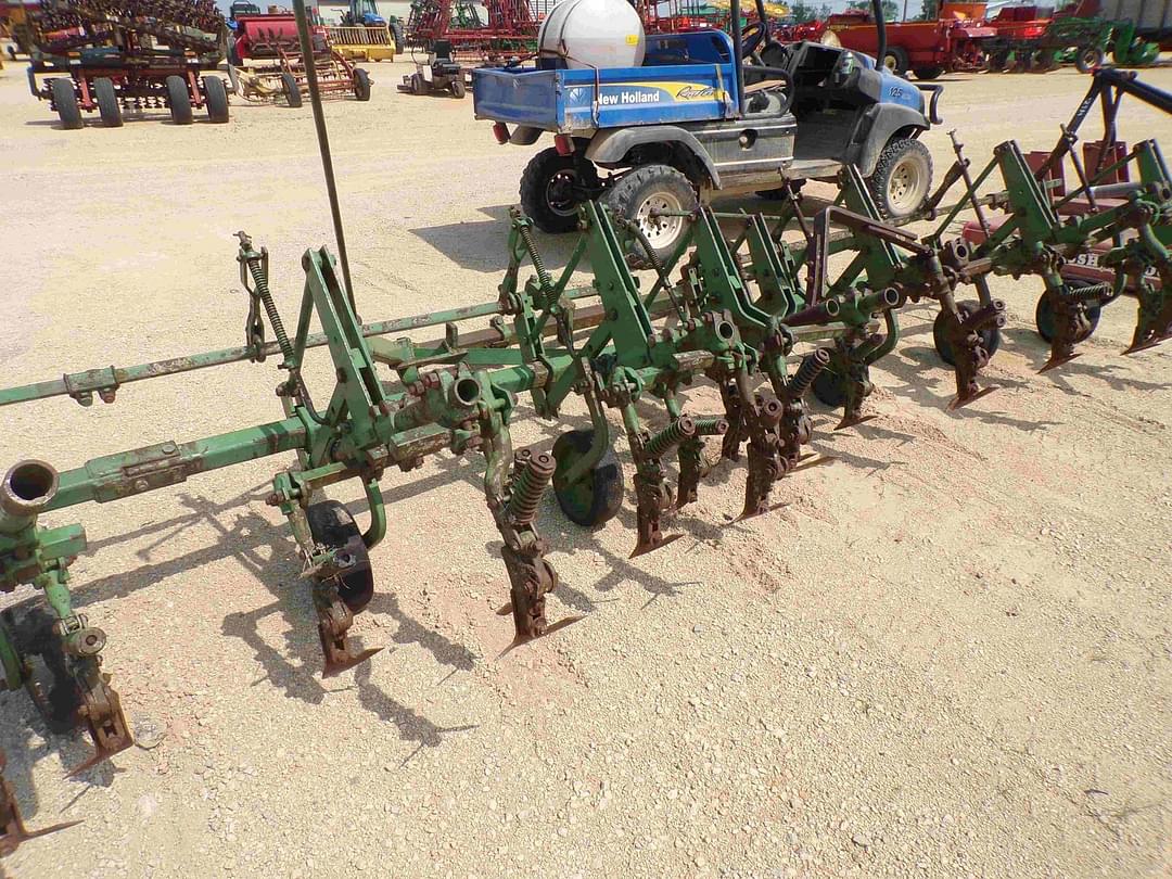 Image of John Deere AT4 Primary image