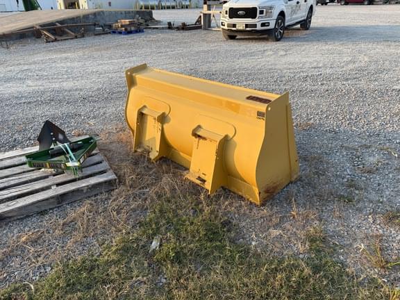 Image of John Deere AT413236 equipment image 1