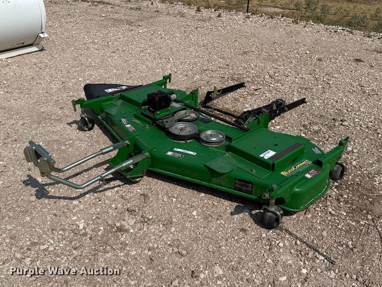 John Deere 72D Equipment Image0