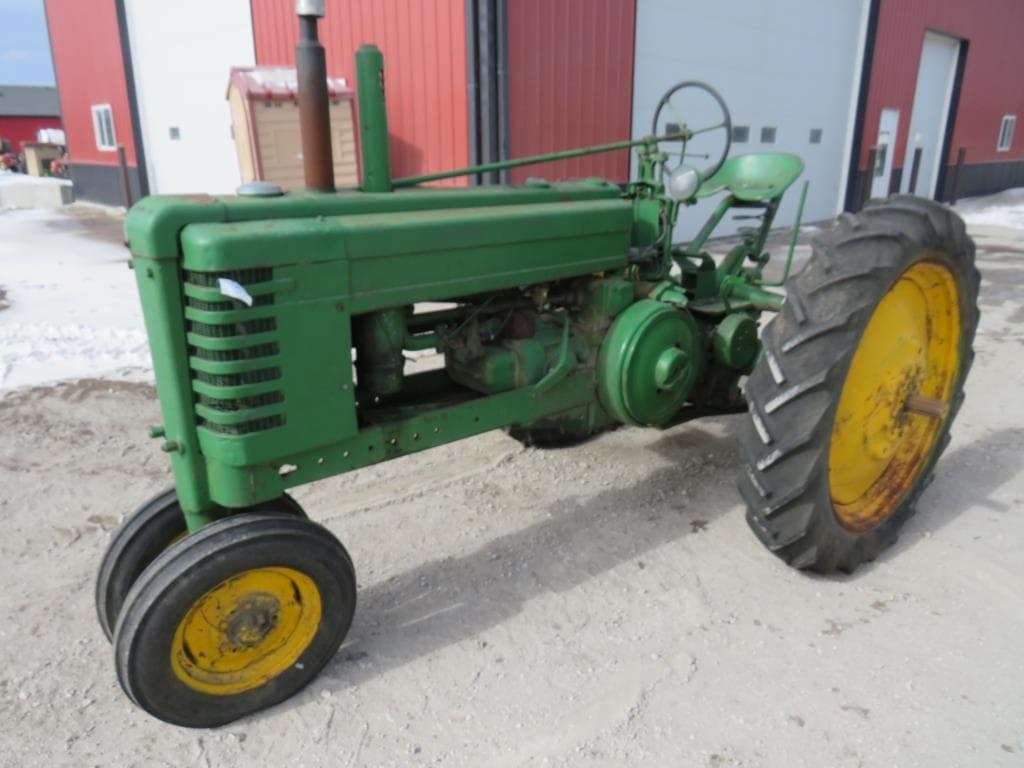 Image of John Deere B Primary image