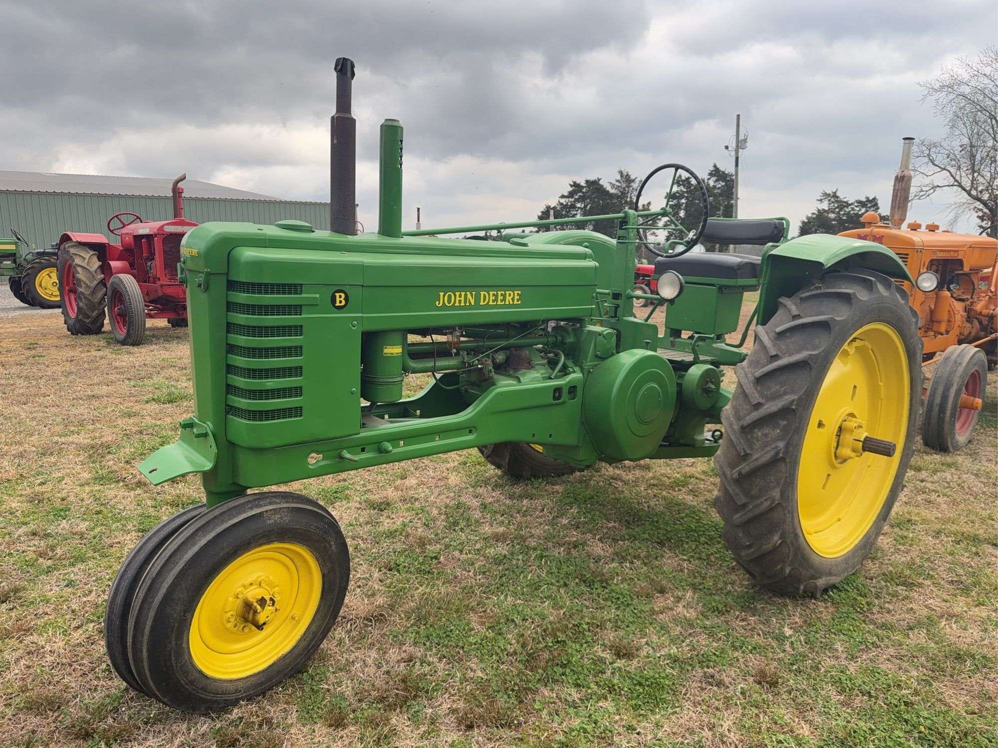 John Deere B Equipment Image0