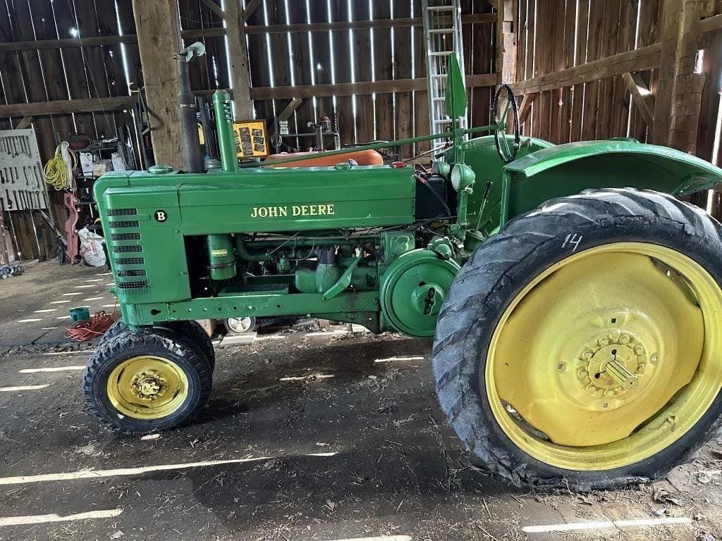 John Deere B Equipment Image0