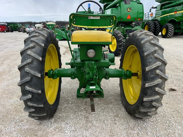 Image of John Deere B equipment image 4