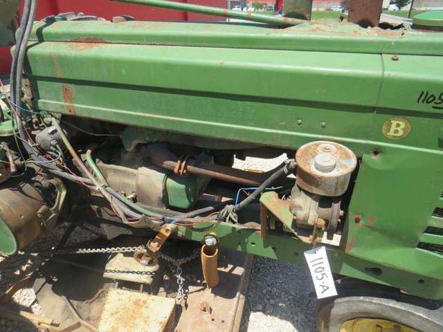 Image of John Deere B equipment image 2