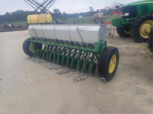 Image of John Deere 5411 equipment image 2