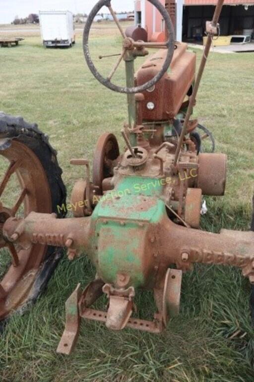 Image of John Deere B equipment image 4