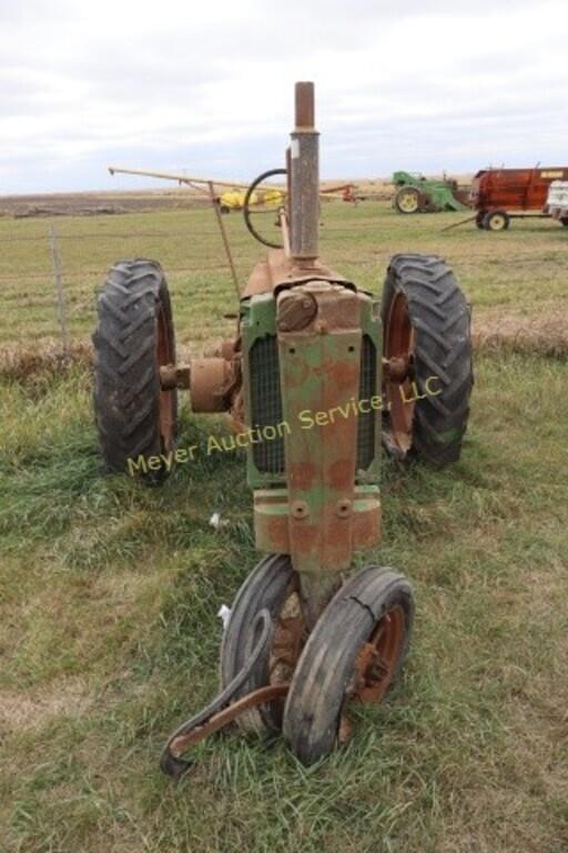 Image of John Deere B equipment image 1