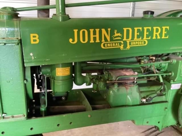Image of John Deere B equipment image 2