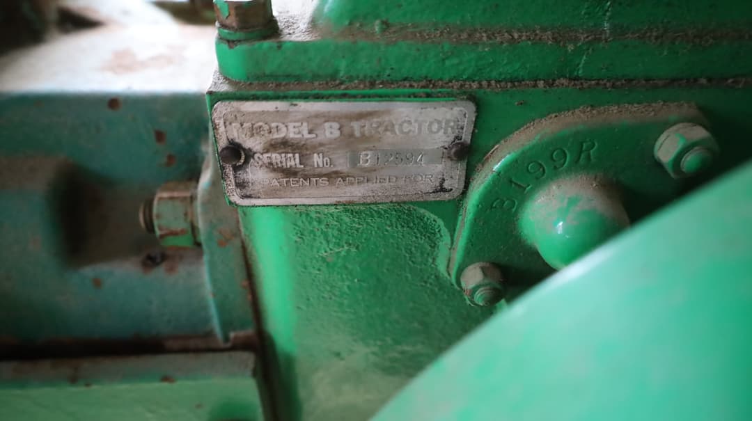 Image of John Deere B Image 1