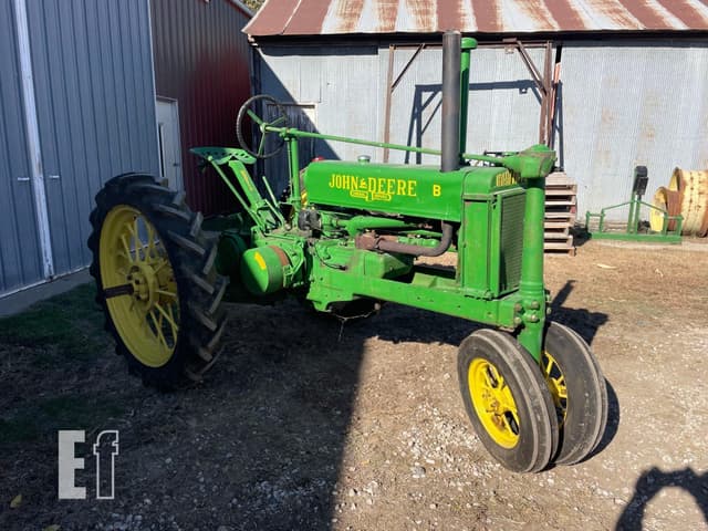 Image of John Deere B equipment image 1