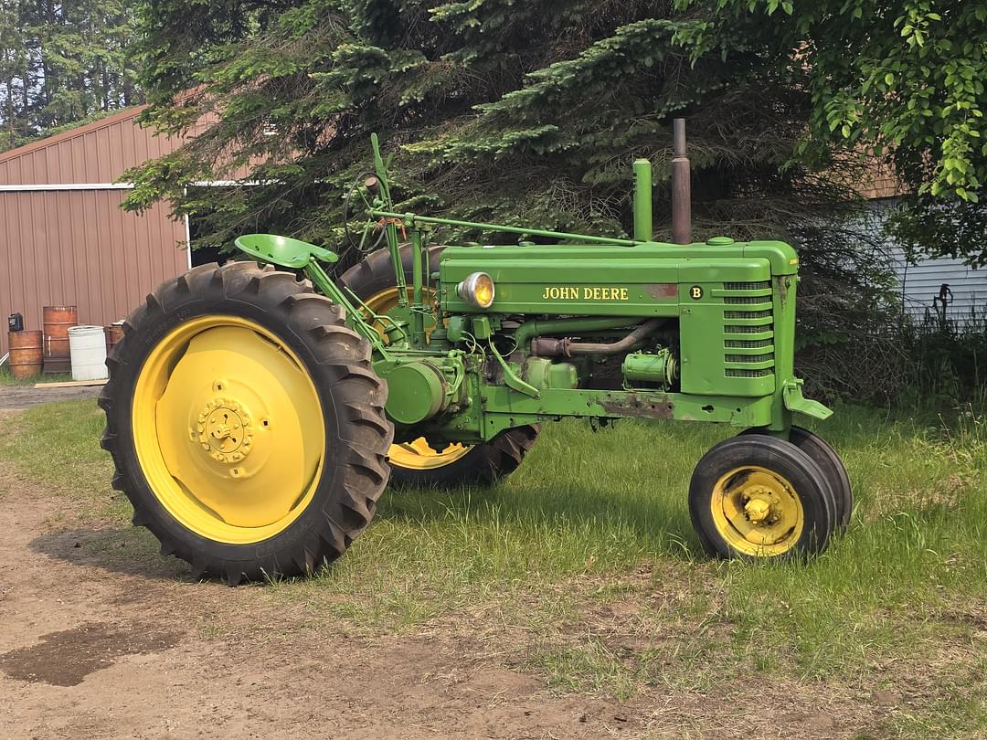 Image of John Deere B Primary image