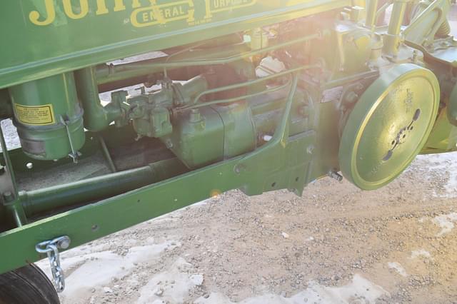 Image of John Deere B equipment image 4