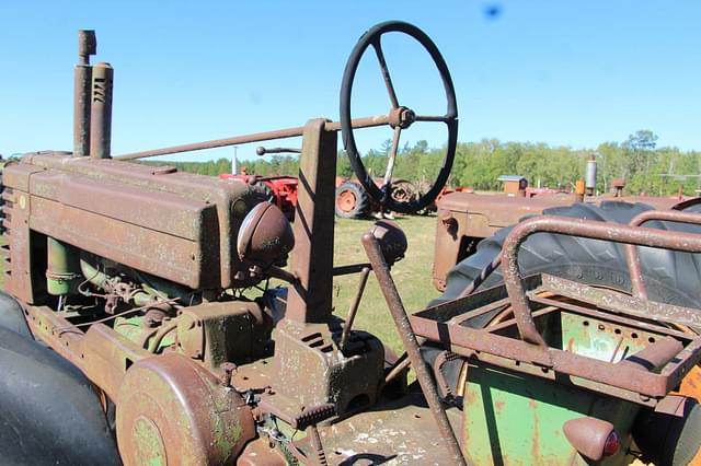 Image of John Deere B equipment image 4