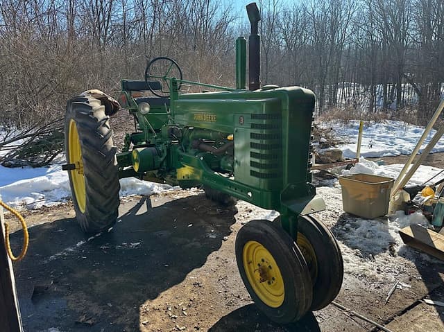 Image of John Deere B equipment image 2