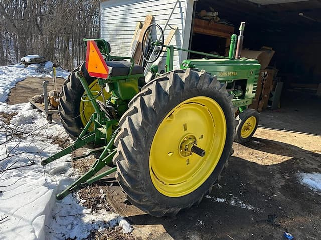 Image of John Deere B equipment image 4