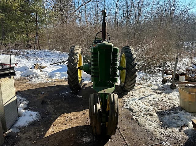 Image of John Deere B equipment image 1