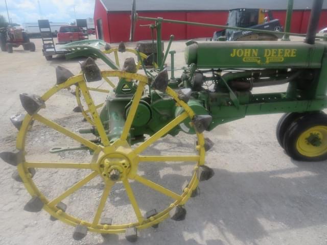 Image of John Deere B equipment image 4