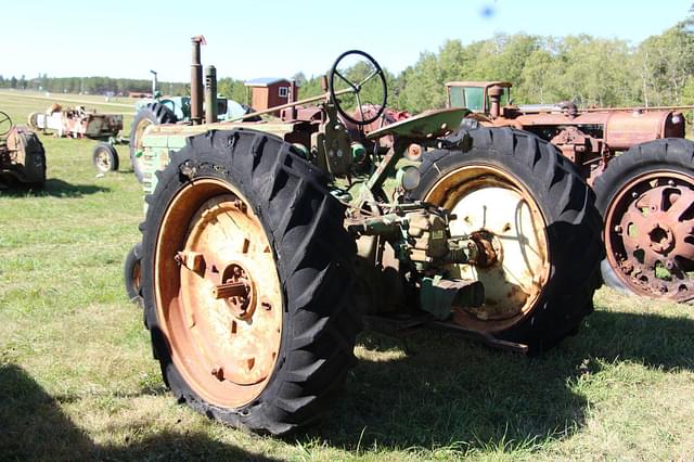 Image of John Deere B equipment image 3